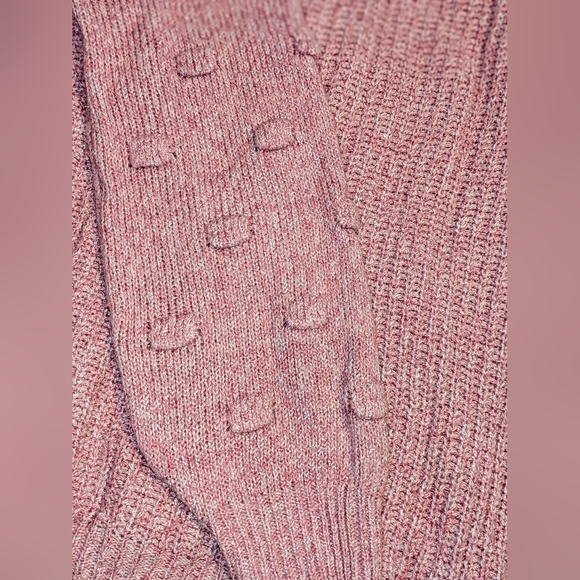 Women Long Sleeve Chunky Knit Pullover Crewneck Pink Detail Sleeve Large NWT - Picture 3 of 10
